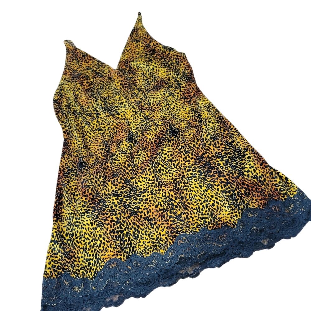 Vintage Victoria's Secret Collection Gold Label Fuzzy Velvet Animal Print Large